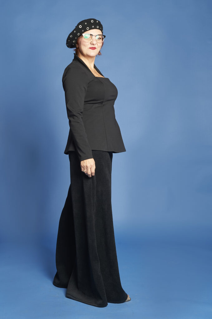 blusa queen +gionfy lato